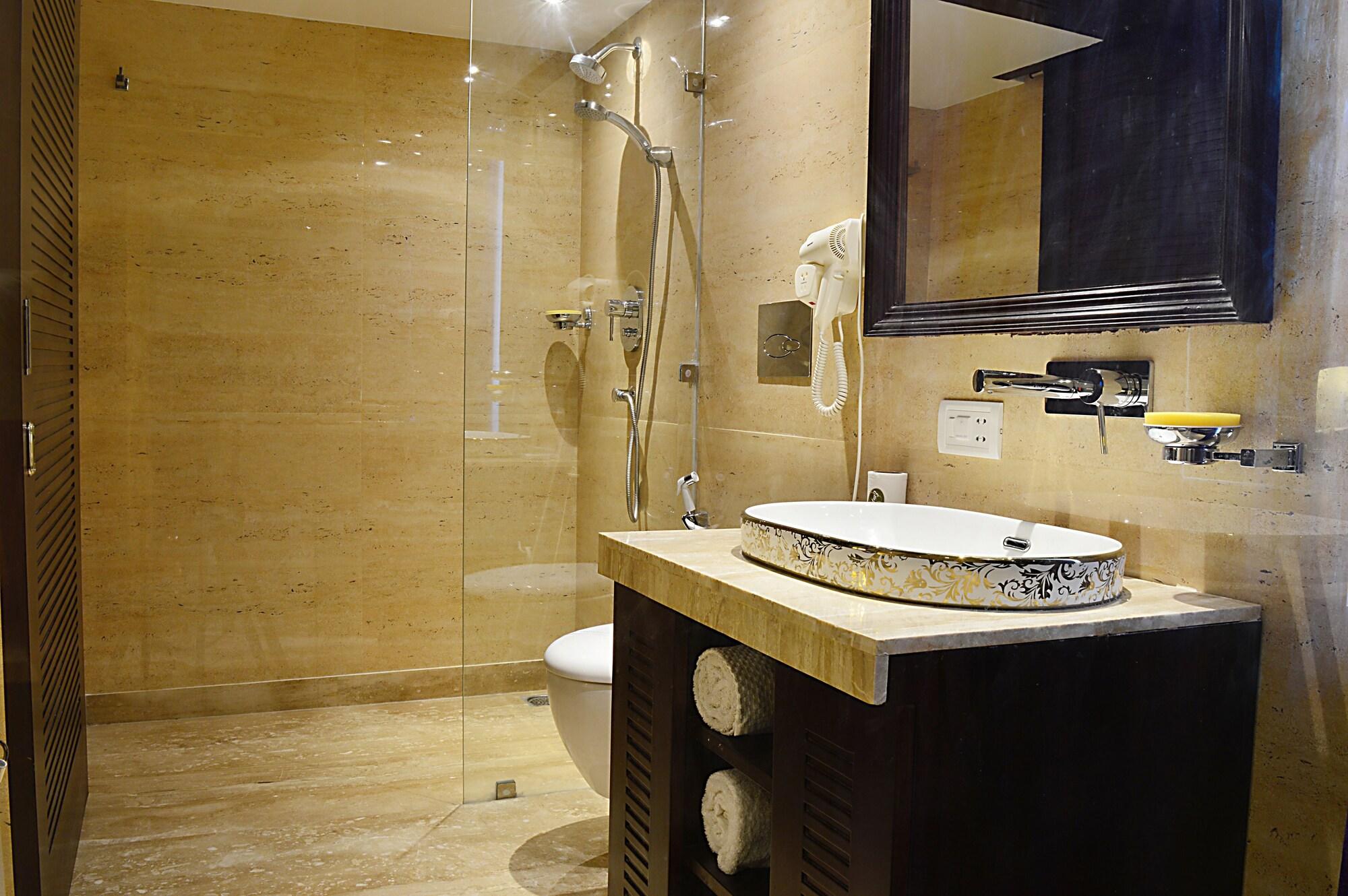 Hotel Emperor Palms Нью-Дели Экстерьер фото