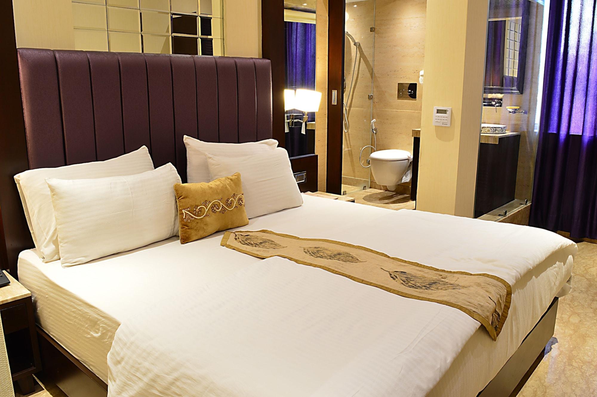 Hotel Emperor Palms Нью-Дели Экстерьер фото