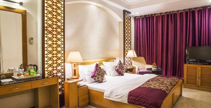 Hotel Emperor Palms Нью-Дели Экстерьер фото